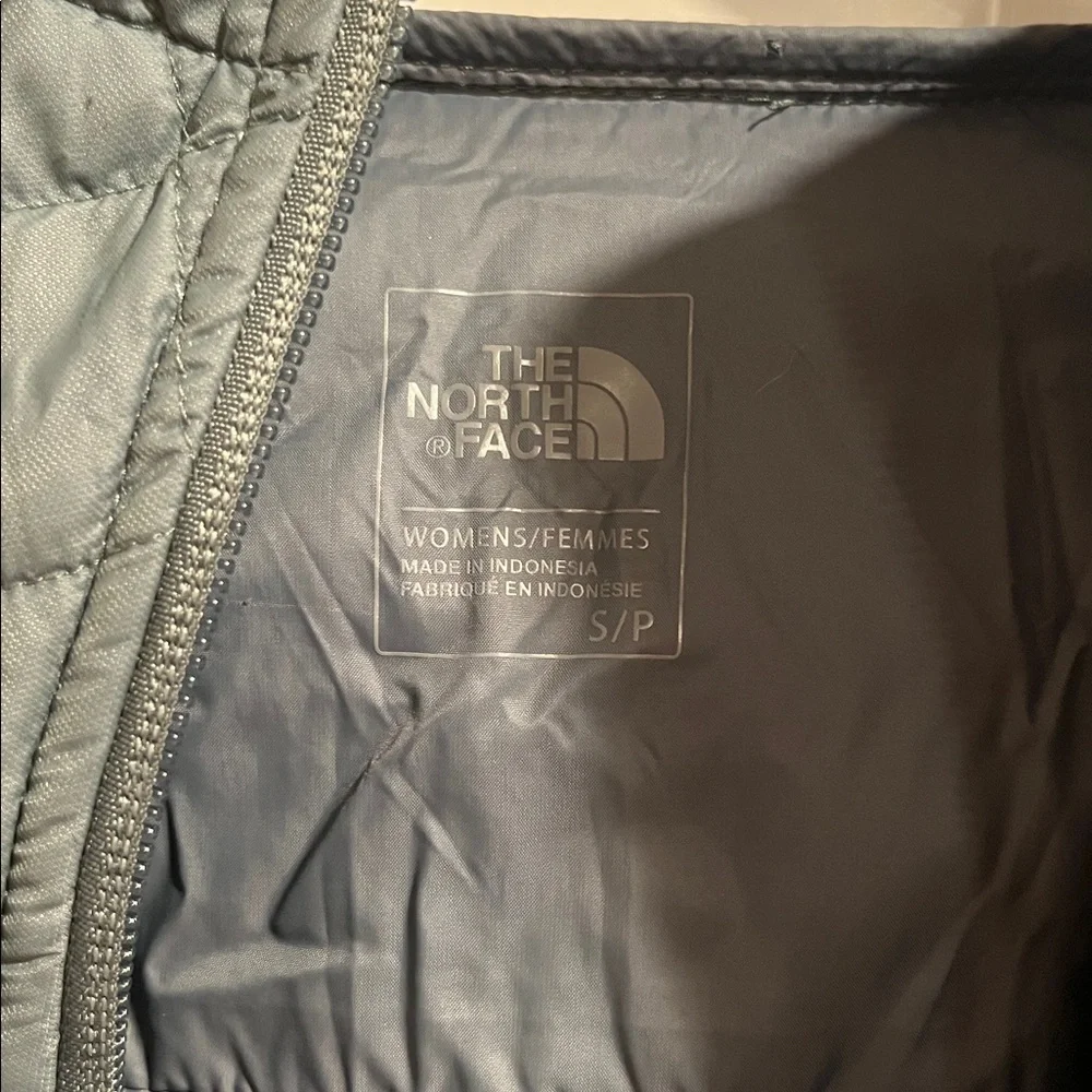The North Face Thermoball Zip Up Jacket Size Small SEE DESCRIPTION - Picture 5 of 12